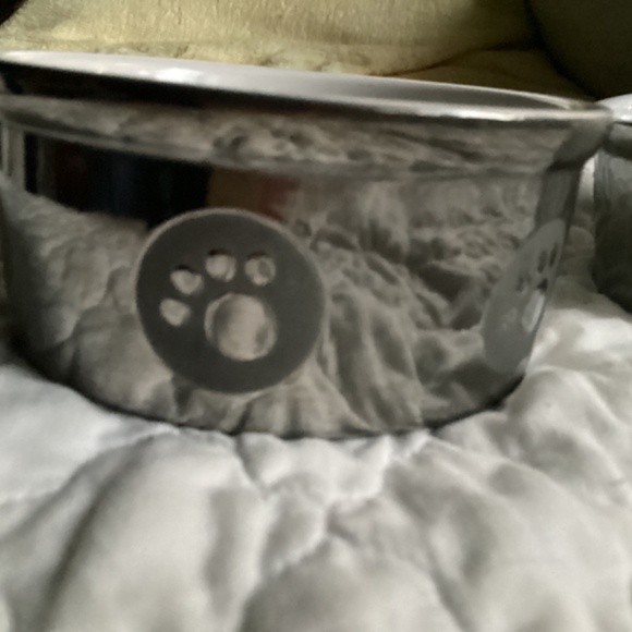 SET OF 2 SILVER CHROME CERAMIC PET BOWLS - Picture 3 of 8